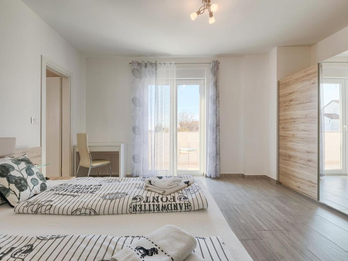 Holiday Home Villa Zirdum By Interhome Nova Vas  エクステリア 写真