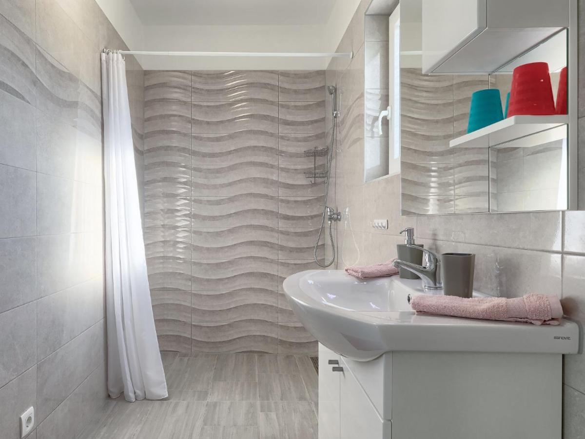 Holiday Home Villa Zirdum By Interhome Nova Vas  エクステリア 写真