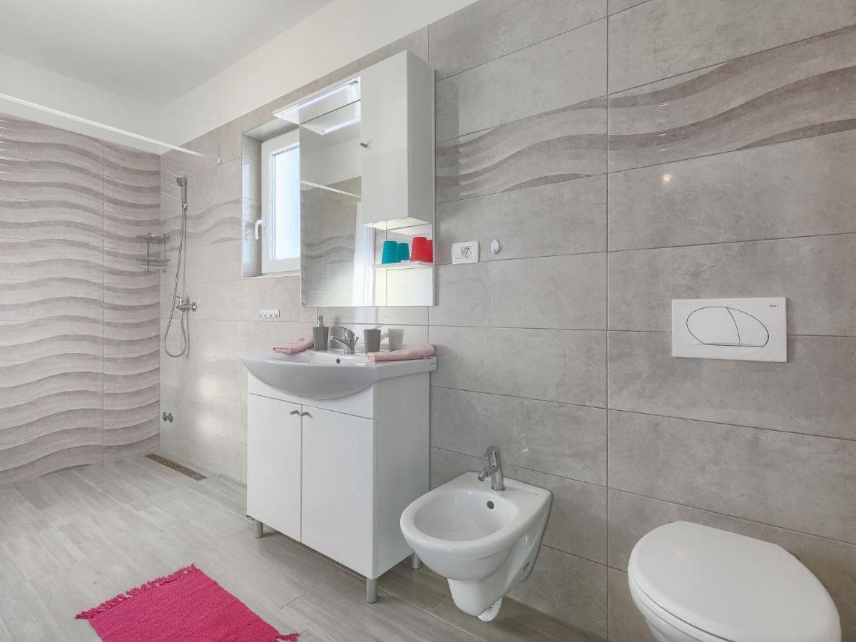 Holiday Home Villa Zirdum By Interhome Nova Vas  エクステリア 写真