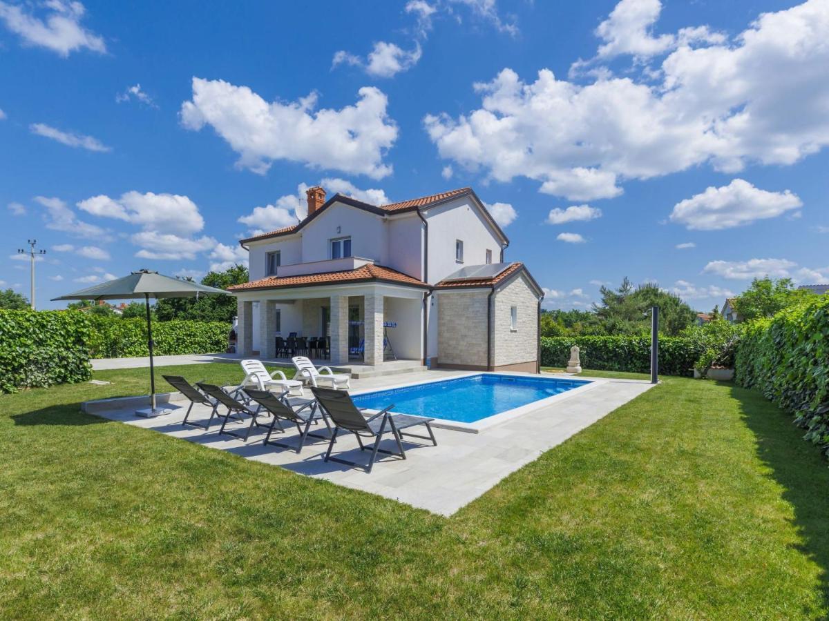 Holiday Home Villa Zirdum By Interhome Nova Vas  エクステリア 写真
